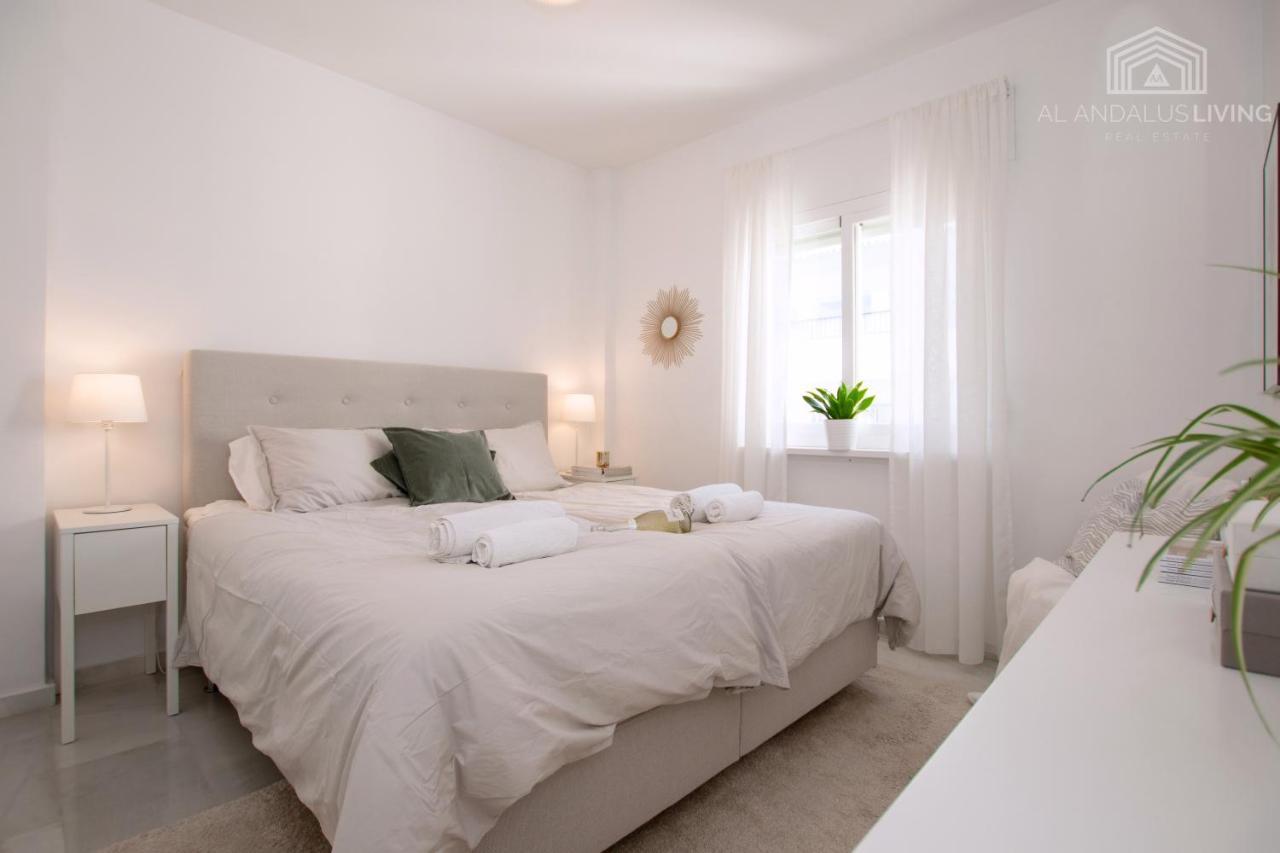 Scandinavian Style Apartment With Amazing Sea Views And South West Facing Sunny Terrace In Miraflores Walking Distance To The Beach! Málaga Exterior foto